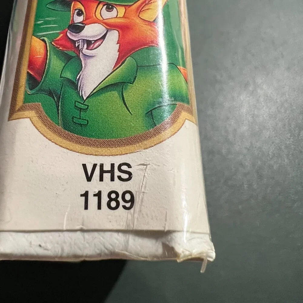 Walt Disney VHS Masterpiece Collection – Robin Hood – #1189-3